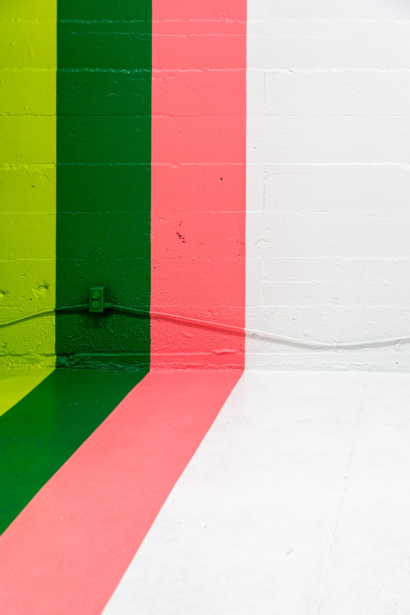 Décorations intérieures : explorer les tendances de couleurs 2024